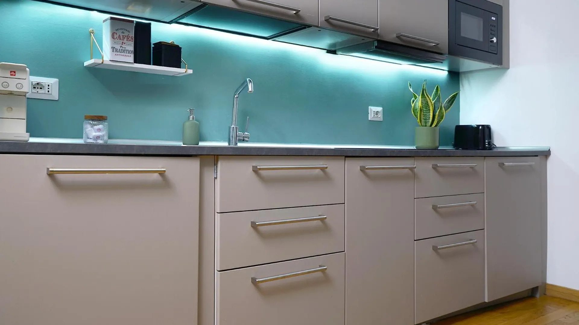 C1Studio Cozy, Comfortable And Trendy Studio Apartment In Nolo Milan Italy